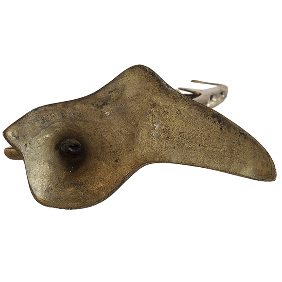 Solid brass dolphin figurine - Picture 5 of 5